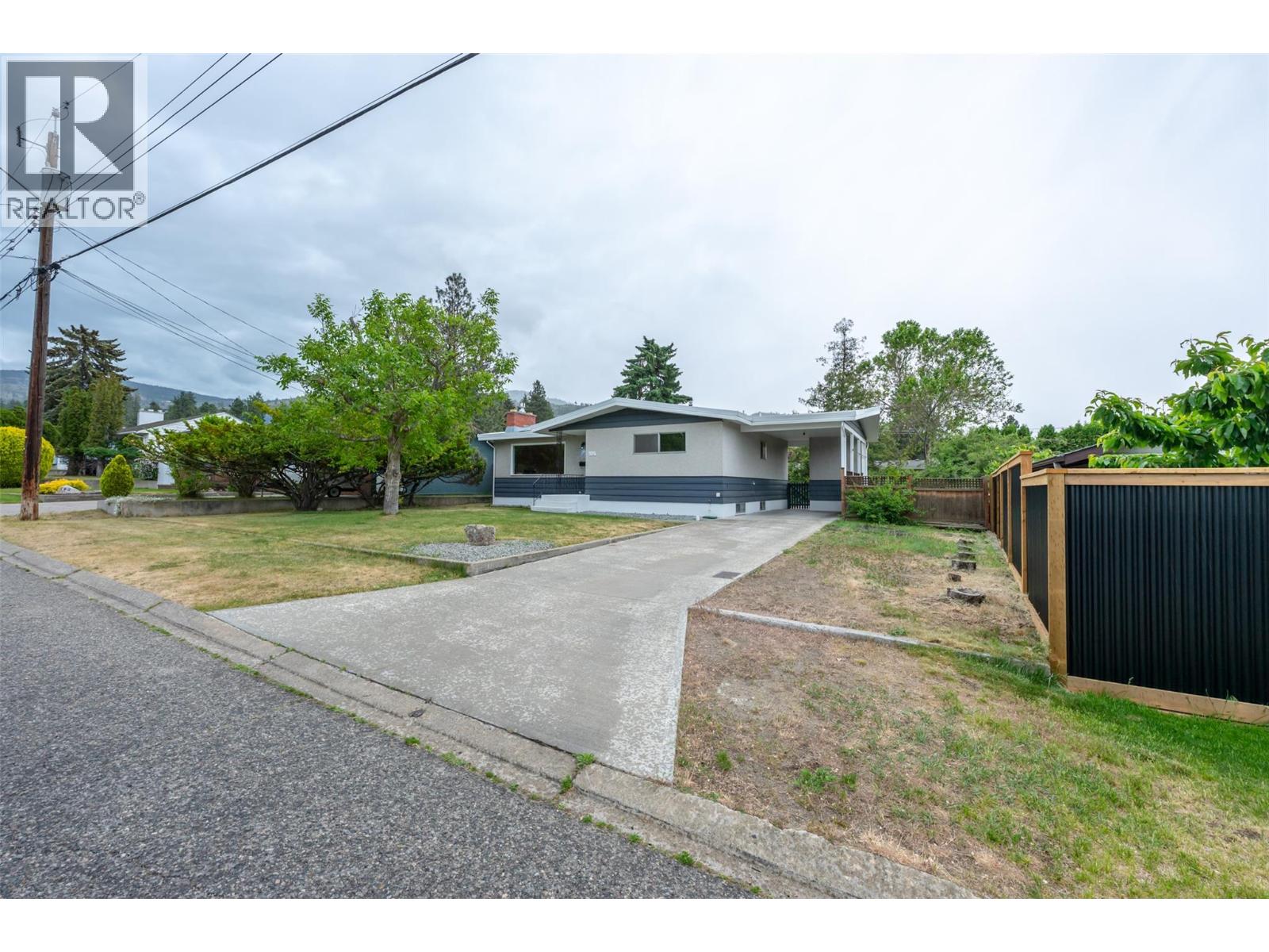 132 Secrest Place, Penticton, British Columbia  V2A 3R3 - Photo 44 - 10387522