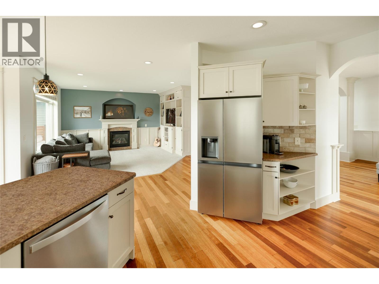 5532 Farron Place, Kelowna, British Columbia  V1W 5H1 - Photo 5 - 10387349