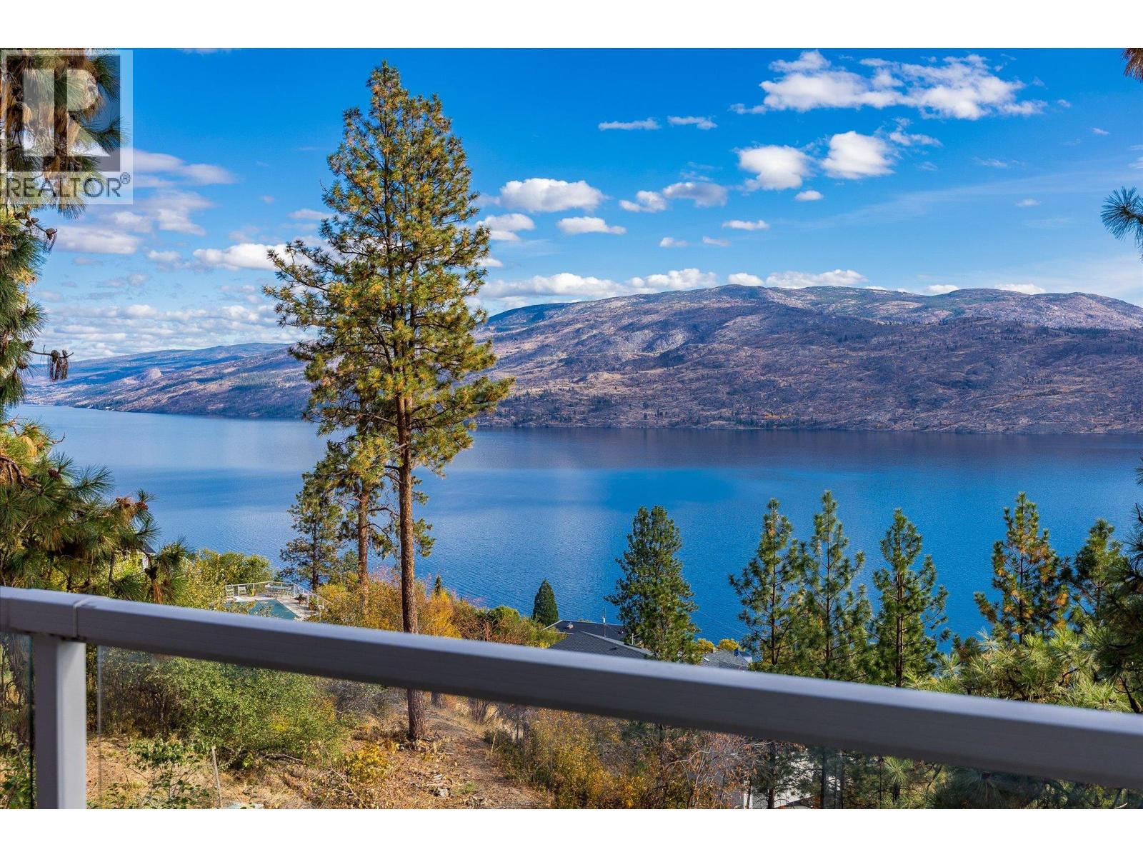5821 Atkinson Crescent, Peachland, British Columbia  V0H 1X4 - Photo 1 - 10387170