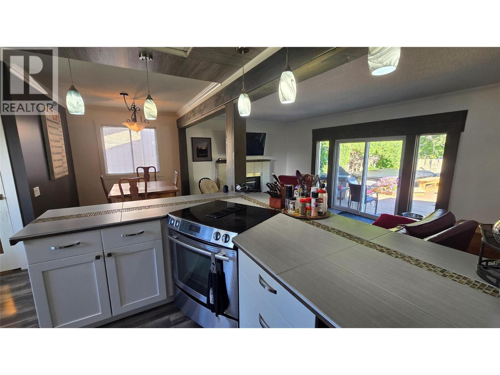 1151 Schubert Drive, Kamloops, British Columbia  V2B 7M4 - Photo 15 - 10387536