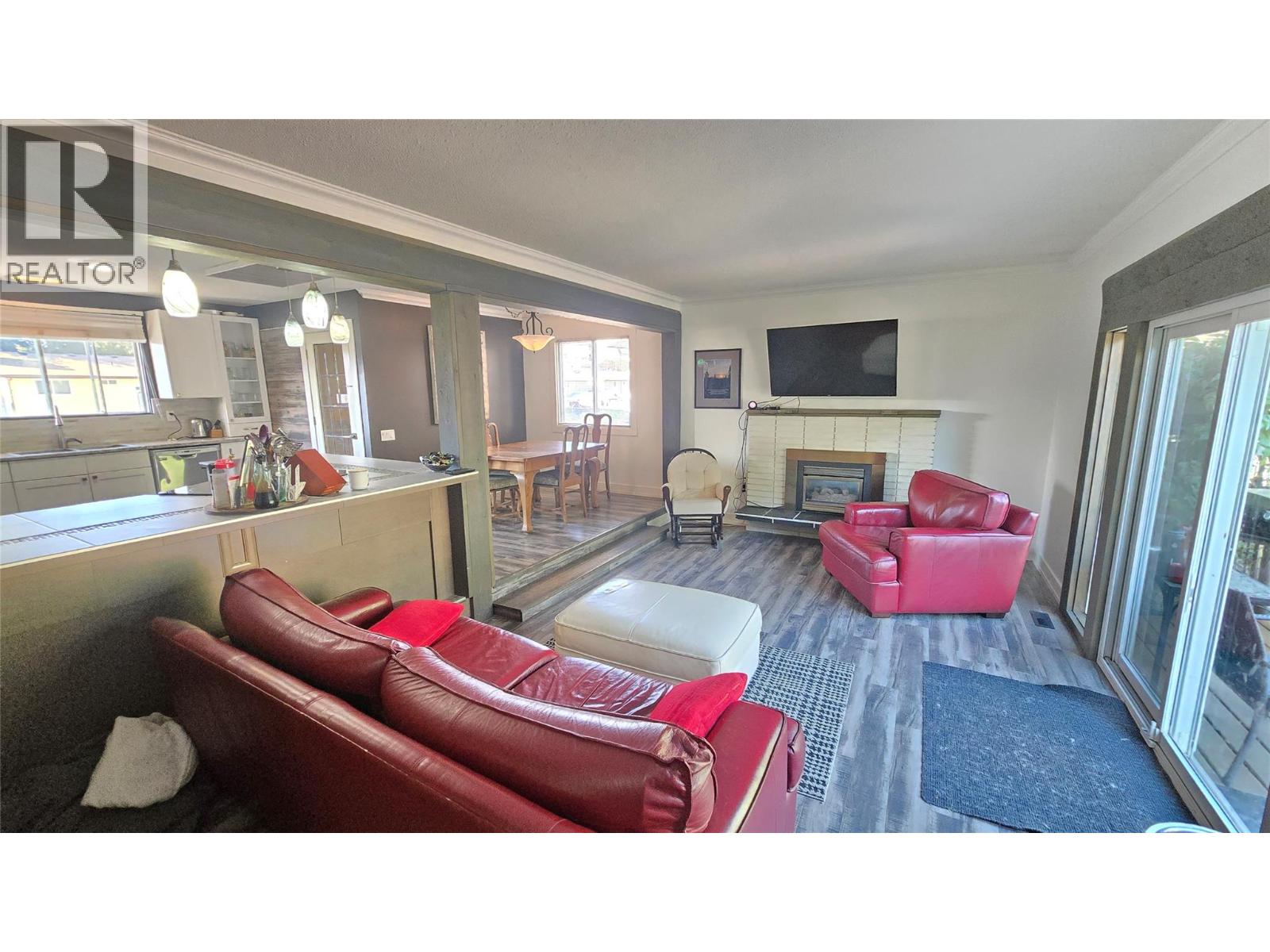 1151 Schubert Drive, Kamloops, British Columbia  V2B 7M4 - Photo 4 - 10387536
