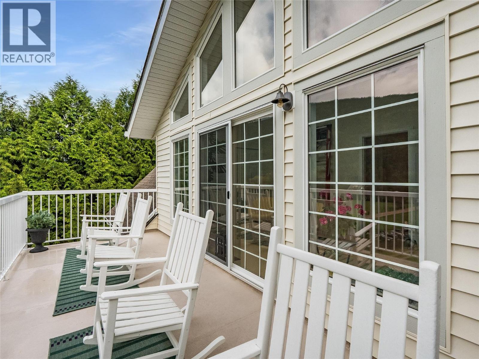 3275 Broadwater Road, Robson, British Columbia  V0G 1X0 - Photo 42 - 10386895
