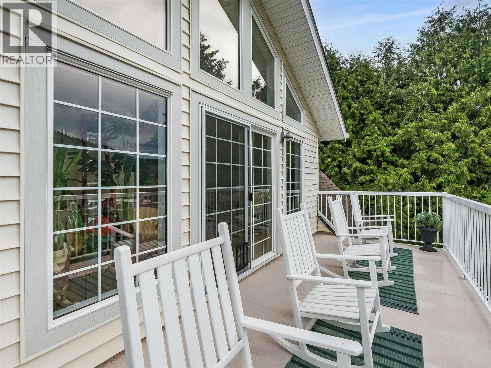 3275 Broadwater Road, Robson, British Columbia  V0G 1X0 - Photo 43 - 10386895