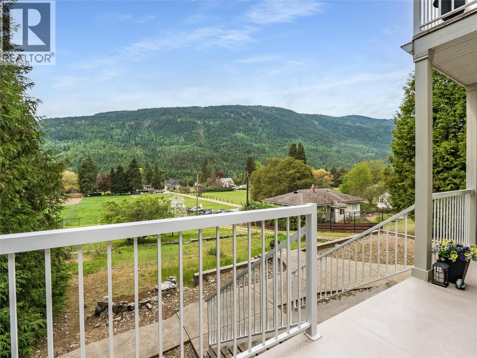 3275 Broadwater Road, Robson, British Columbia  V0G 1X0 - Photo 45 - 10386895