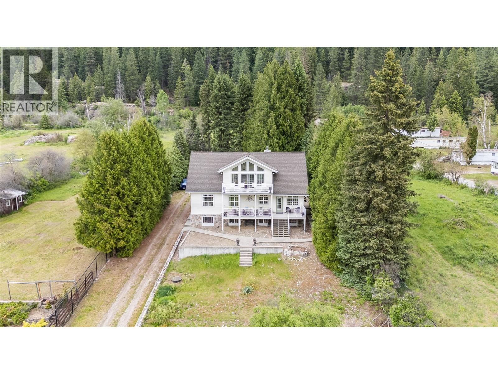 3275 Broadwater Road, Robson, British Columbia  V0G 1X0 - Photo 62 - 10386895