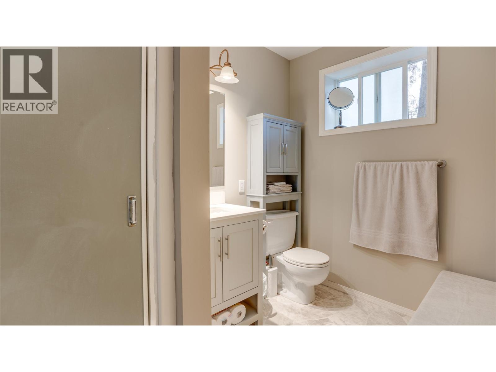 6547 Apollo Road, Vernon, British Columbia  V1H 1J2 - Photo 35 - 10387456