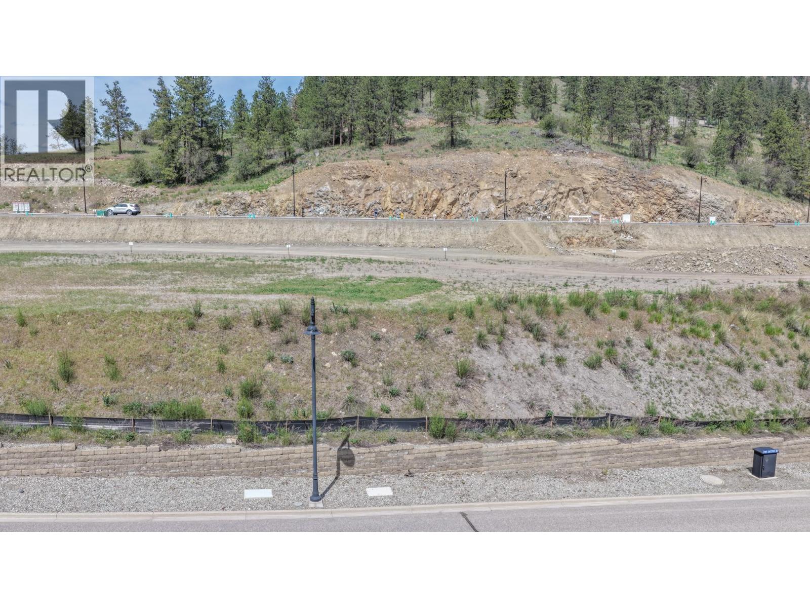 9224 Morning Glory Place, Vernon, British Columbia  V1T 0B6 - Photo 6 - 10387609