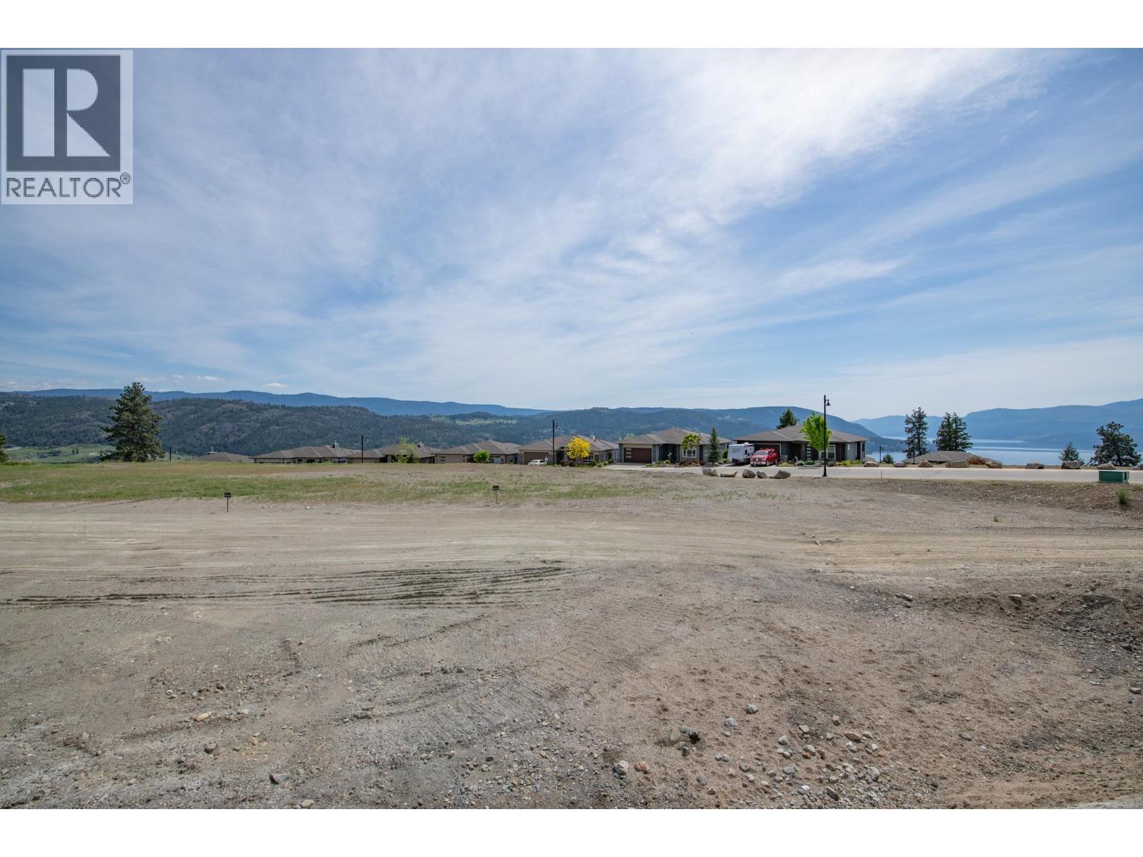 9204 Morning Glory Place, Vernon, British Columbia  V1H 0B6 - Photo 7 - 10387529