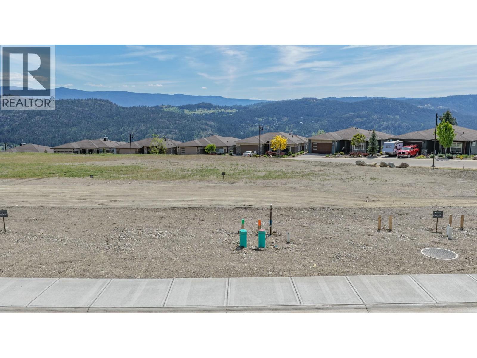 9204 Morning Glory Place, Vernon, British Columbia  V1H 0B6 - Photo 8 - 10387529