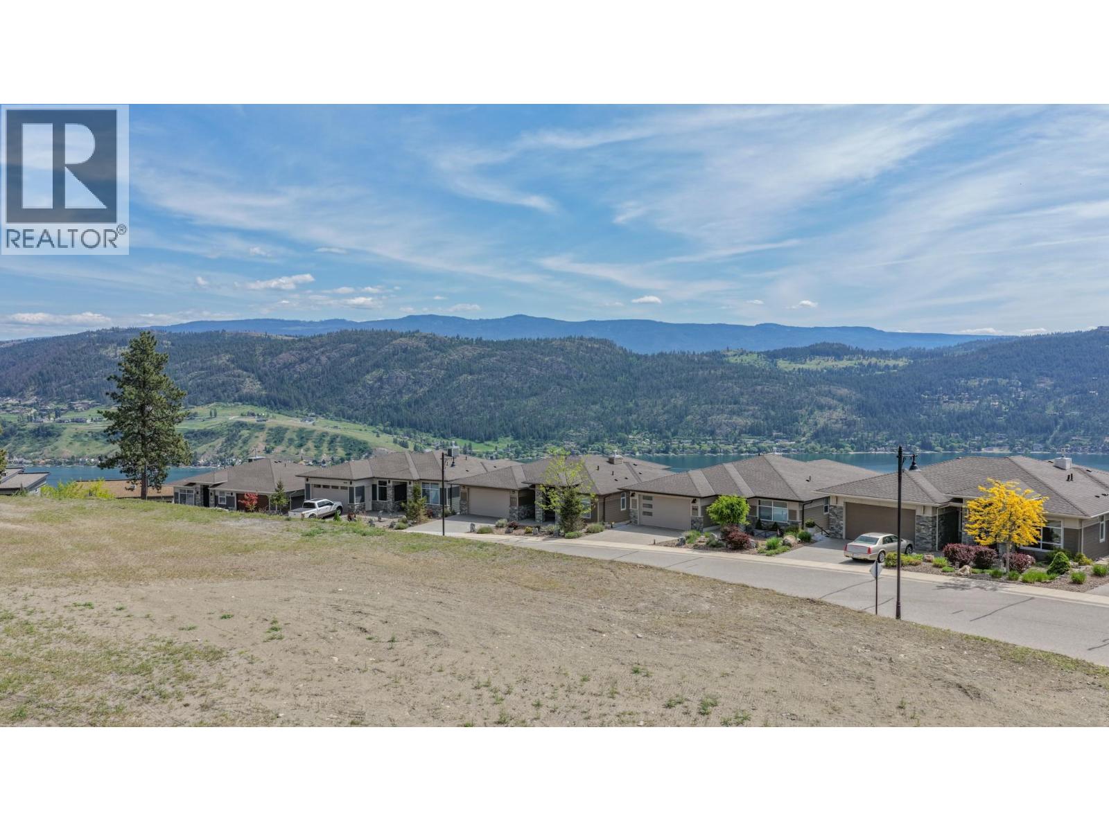 9204 Morning Glory Place, Vernon, British Columbia  V1H 0B6 - Photo 9 - 10387529