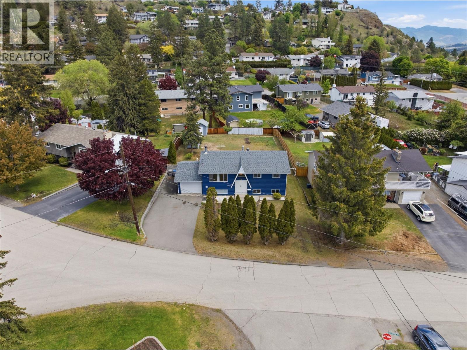 1542 Mt Dufferin Crescent, Kamloops, British Columbia  V2E 1C2 - Photo 2 - 10387472