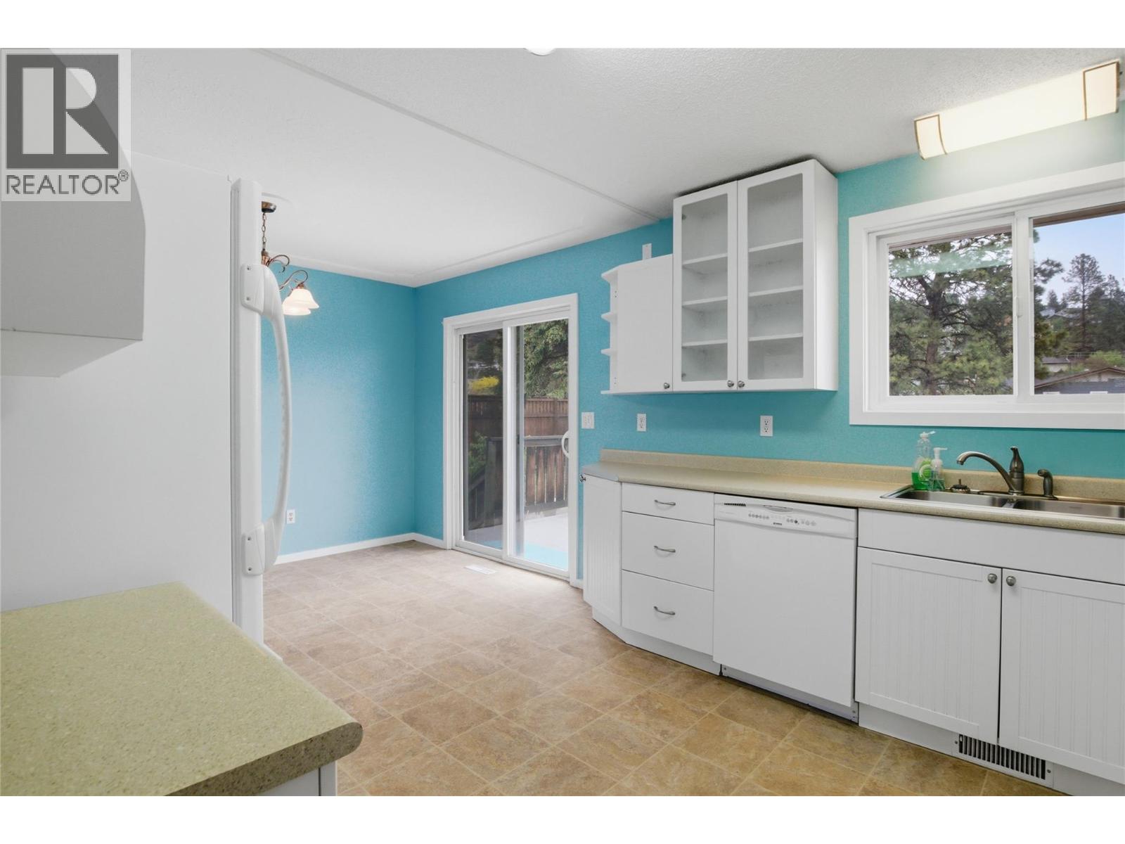 1542 Mt Dufferin Crescent, Kamloops, British Columbia  V2E 1C2 - Photo 6 - 10387472