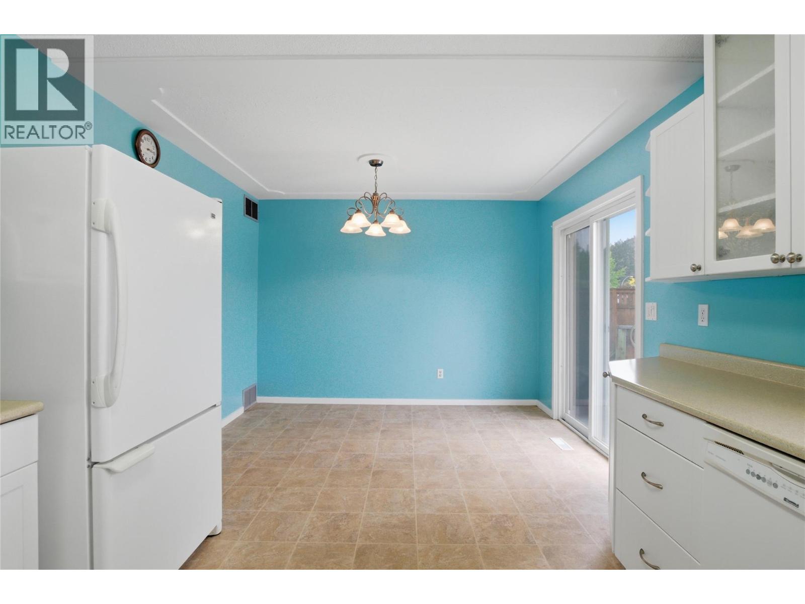1542 Mt Dufferin Crescent, Kamloops, British Columbia  V2E 1C2 - Photo 8 - 10387472