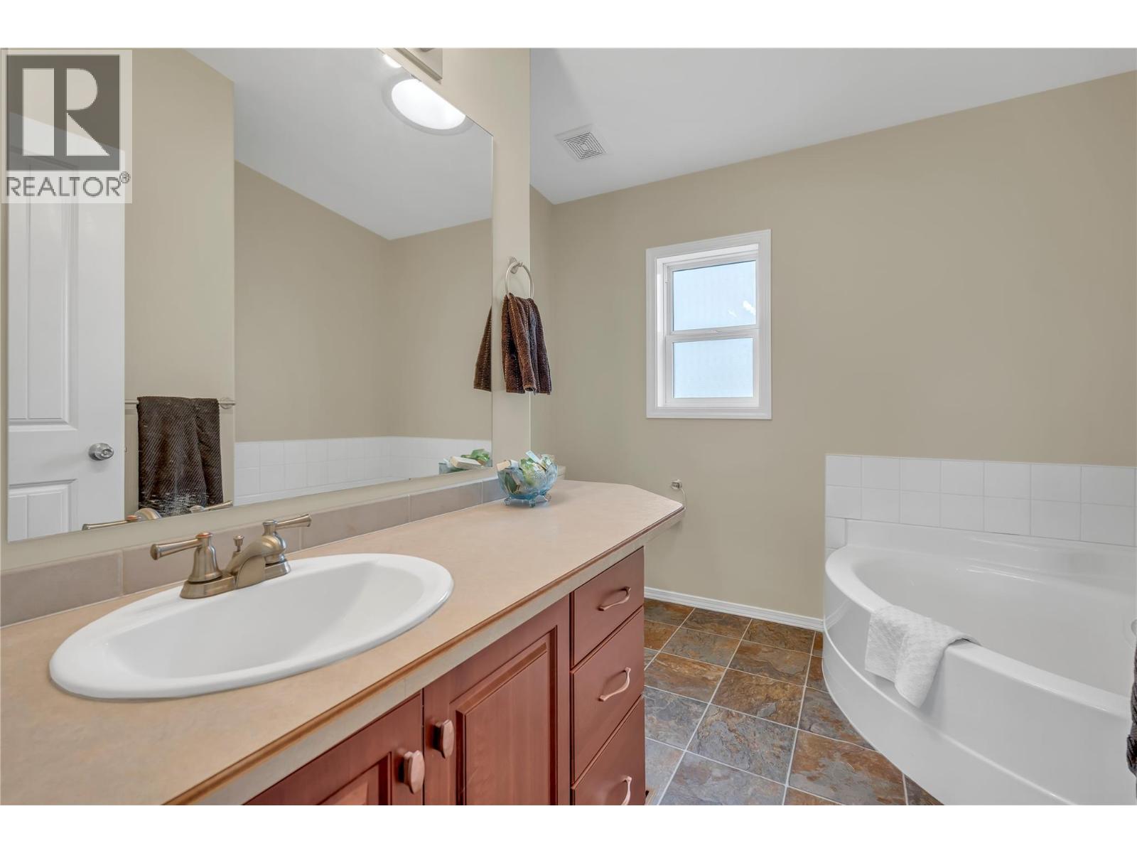 1200 Princeton Summerland Rd, Princeton, British Columbia  V0X 1W0 - Photo 23 - 10387132