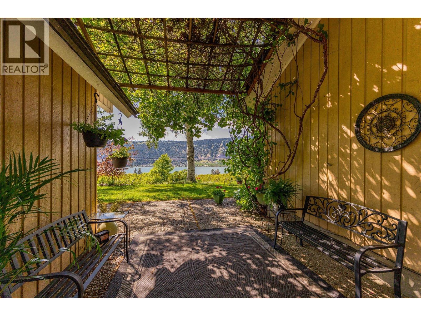 14924 Middle Bench Road, Lake Country, British Columbia  V4V 2C4 - Photo 4 - 10385766