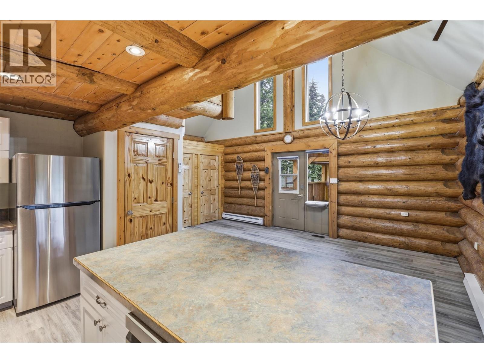 4761 Atwater Road, Logan Lake, British Columbia  V0K 1W0 - Photo 16 - 10387607