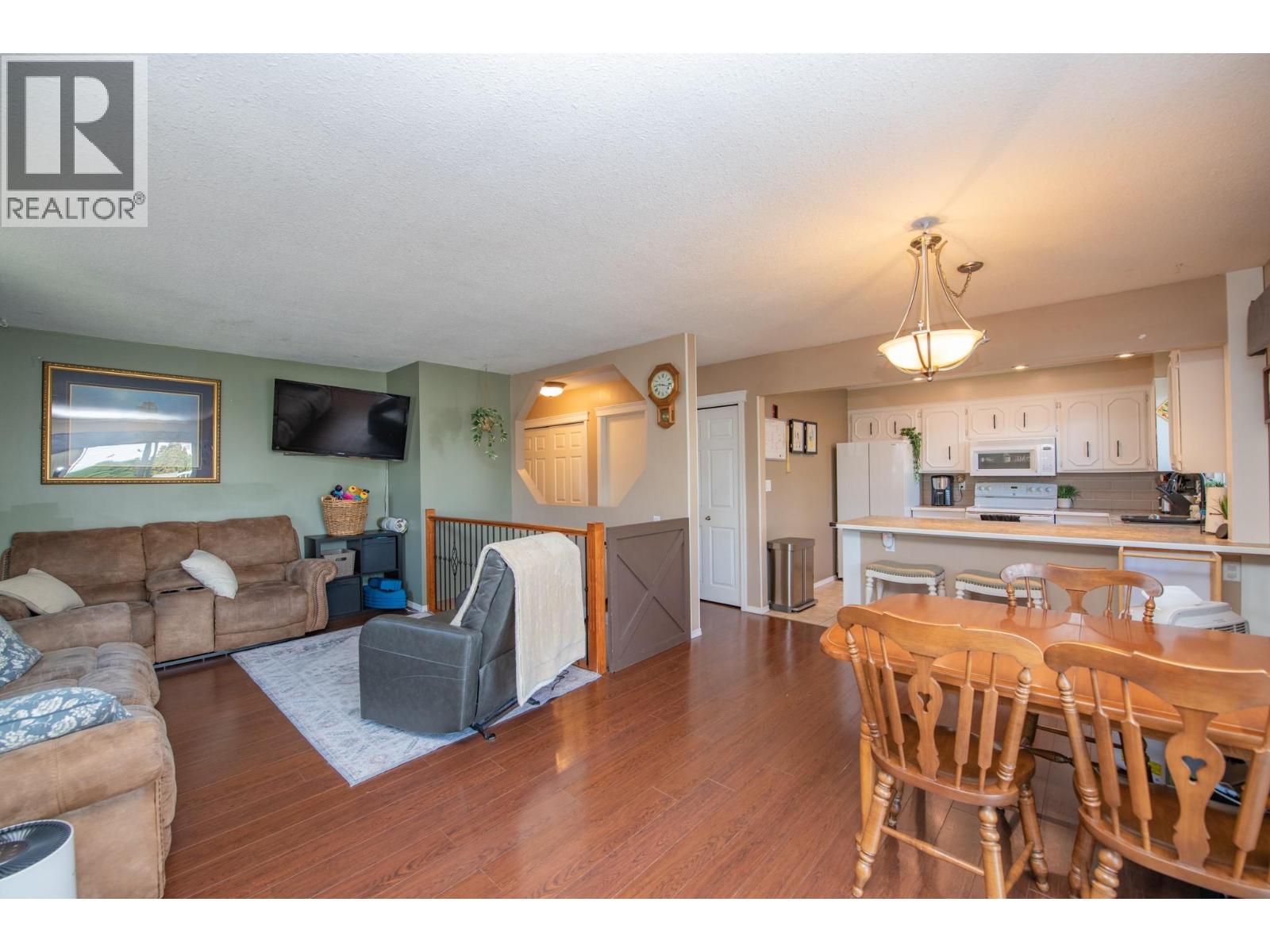 3701 15 Avenue, Vernon, British Columbia  V1T 7Z6 - Photo 14 - 10387637
