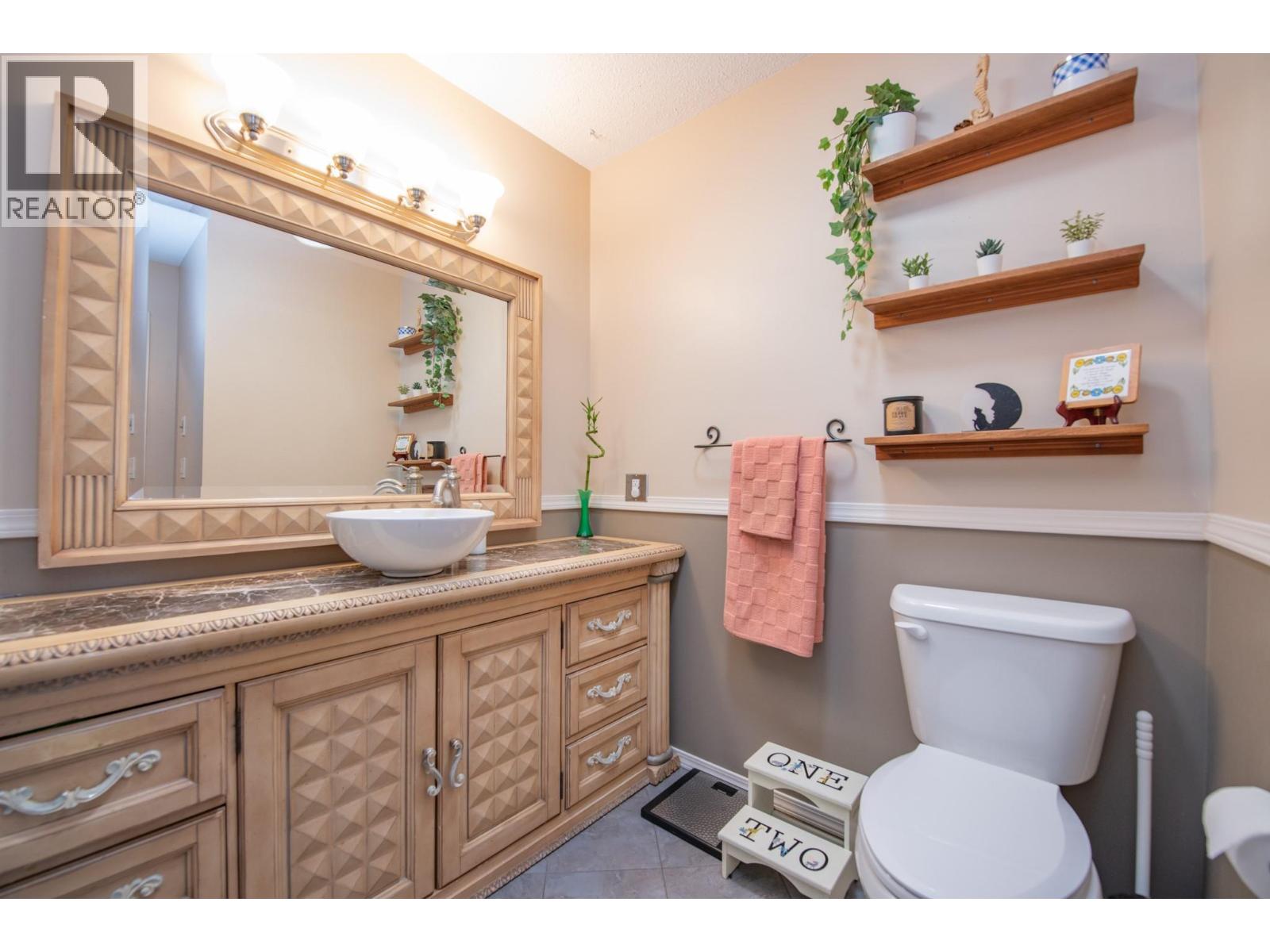 3701 15 Avenue, Vernon, British Columbia  V1T 7Z6 - Photo 23 - 10387637