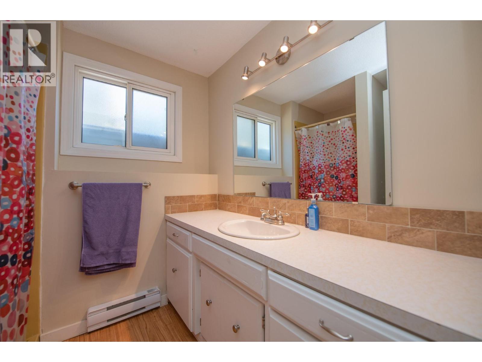 3701 15 Avenue, Vernon, British Columbia  V1T 7Z6 - Photo 32 - 10387637