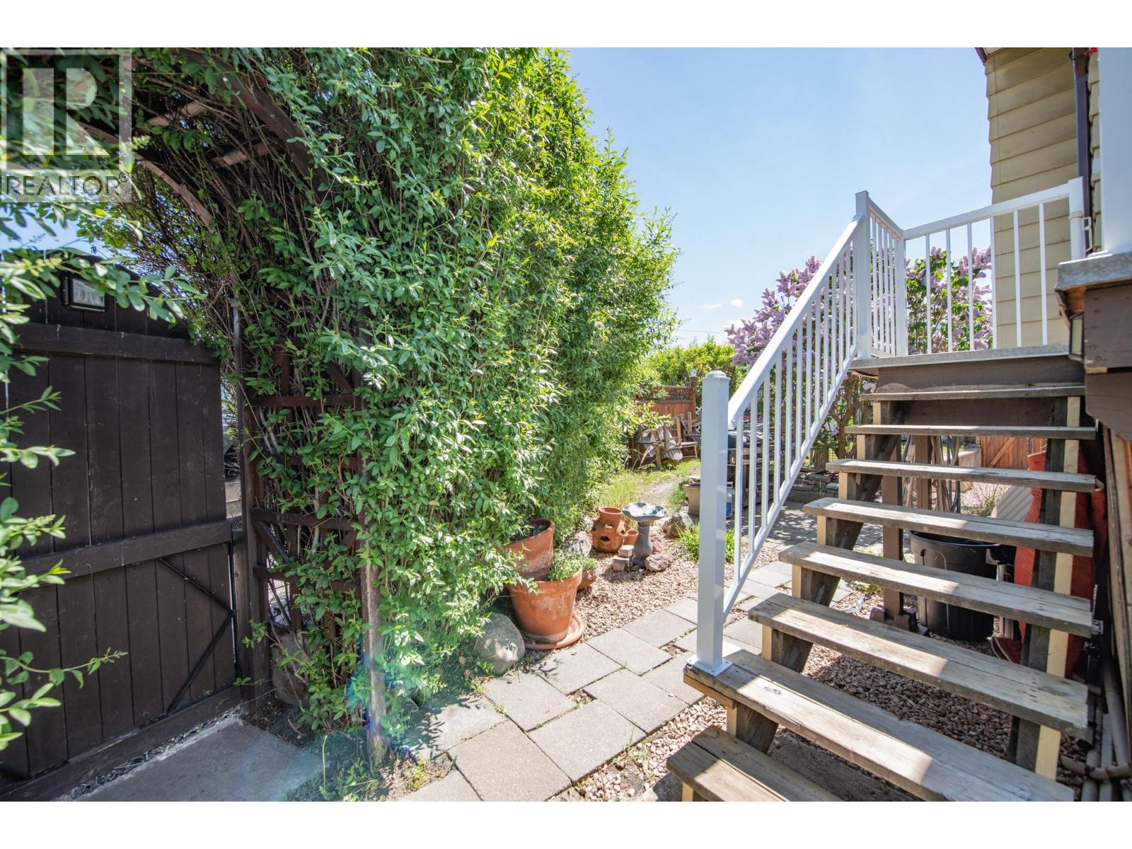 3701 15 Avenue, Vernon, British Columbia  V1T 7Z6 - Photo 45 - 10387637