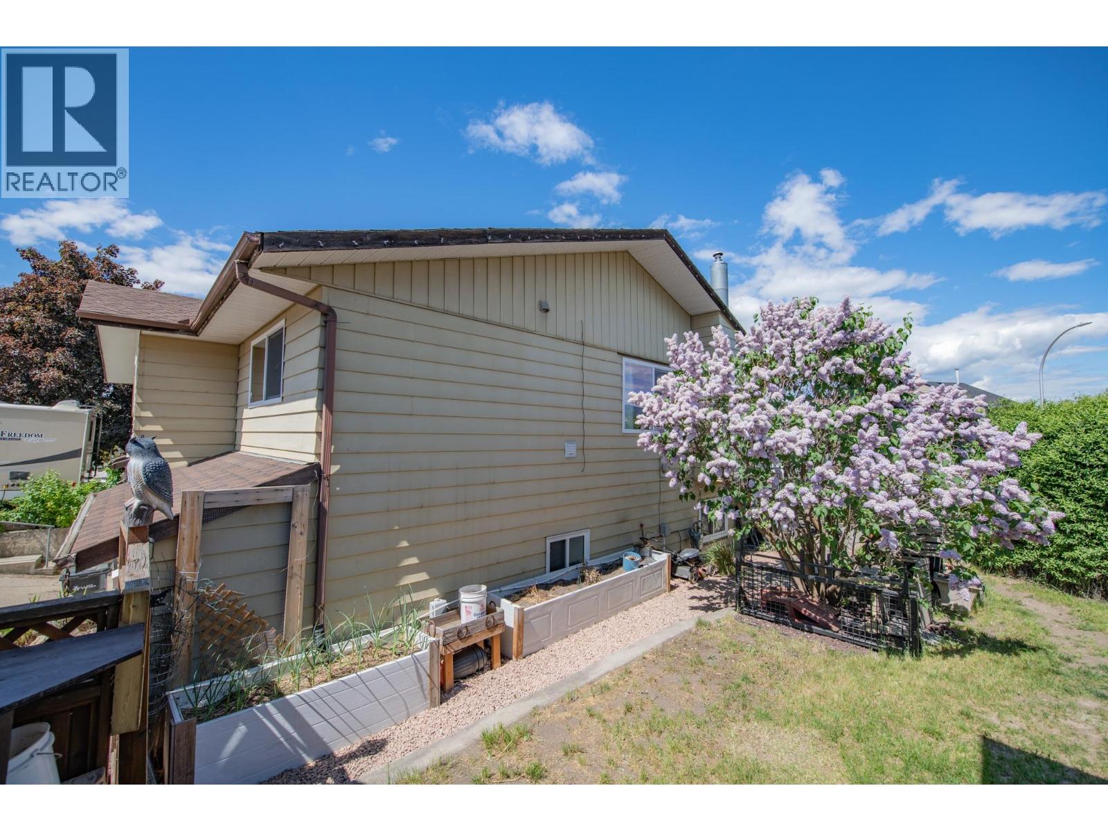 3701 15 Avenue, Vernon, British Columbia  V1T 7Z6 - Photo 52 - 10387637