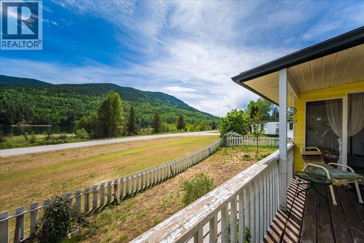 500 16th Avenue Unit# 53, Genelle, British Columbia  V0G 1G0 - Photo 50 - 10387524