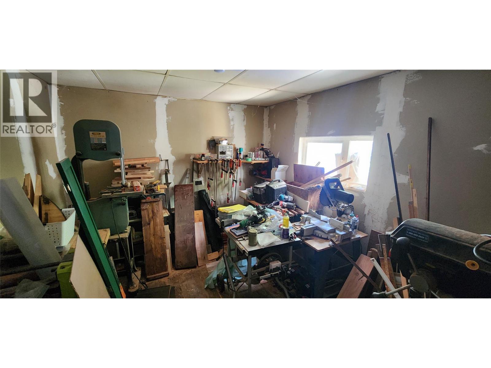 173 75th Avenue, Grand Forks, British Columbia  V0H 1H0 - Photo 13 - 10387639