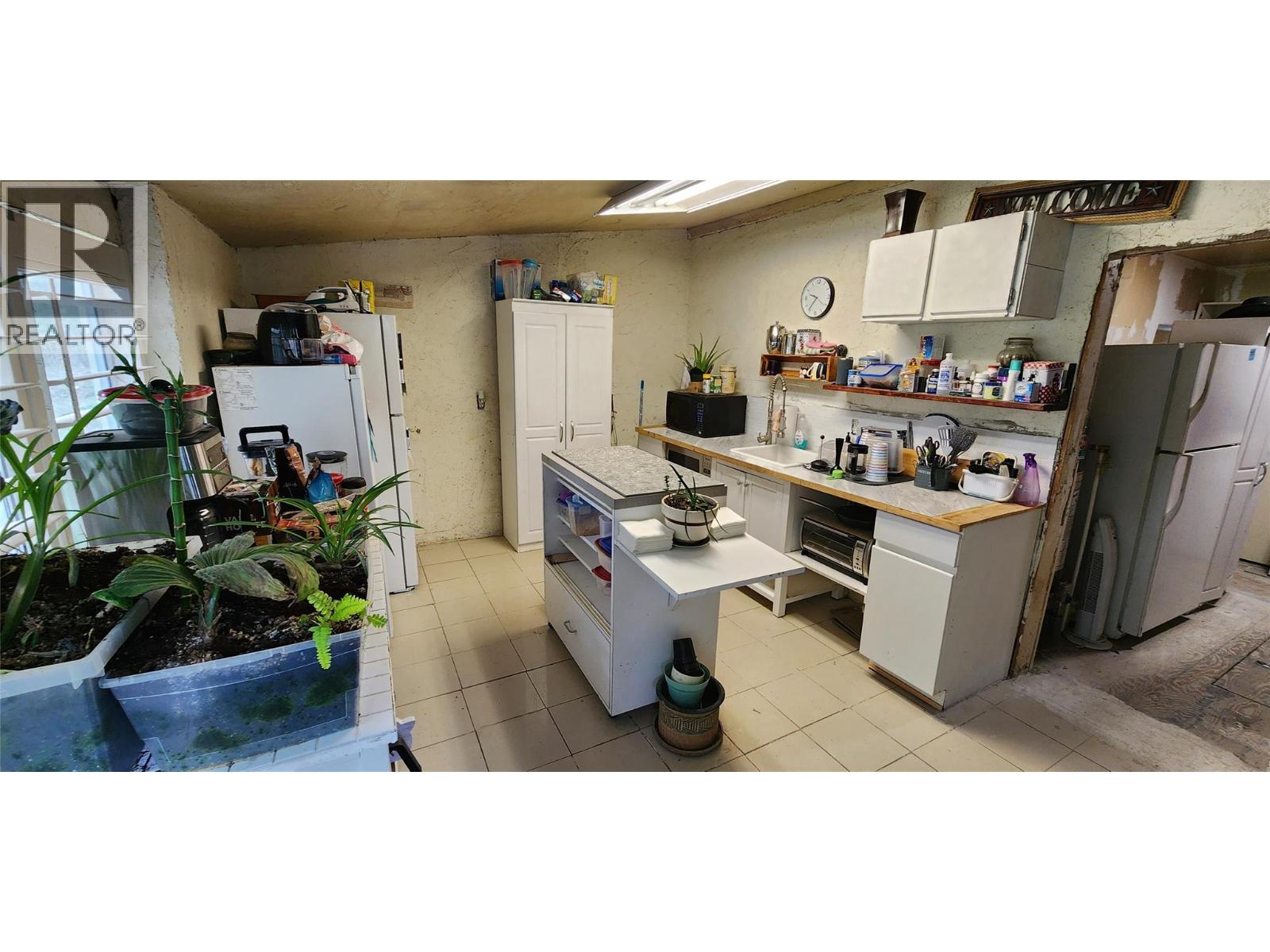 173 75th Avenue, Grand Forks, British Columbia  V0H 1H0 - Photo 14 - 10387639