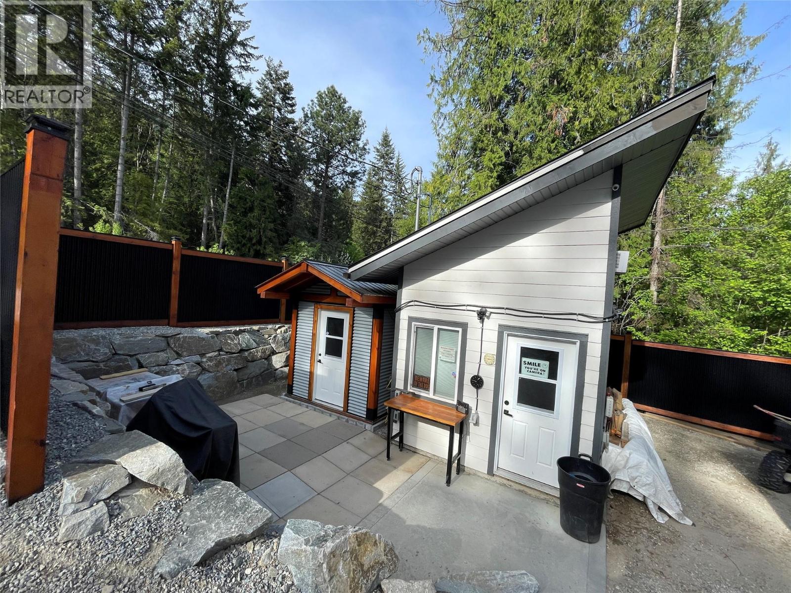 5604 Highway 3a Highway, Nelson, British Columbia  V1L 6N7 - Photo 31 - 10387681
