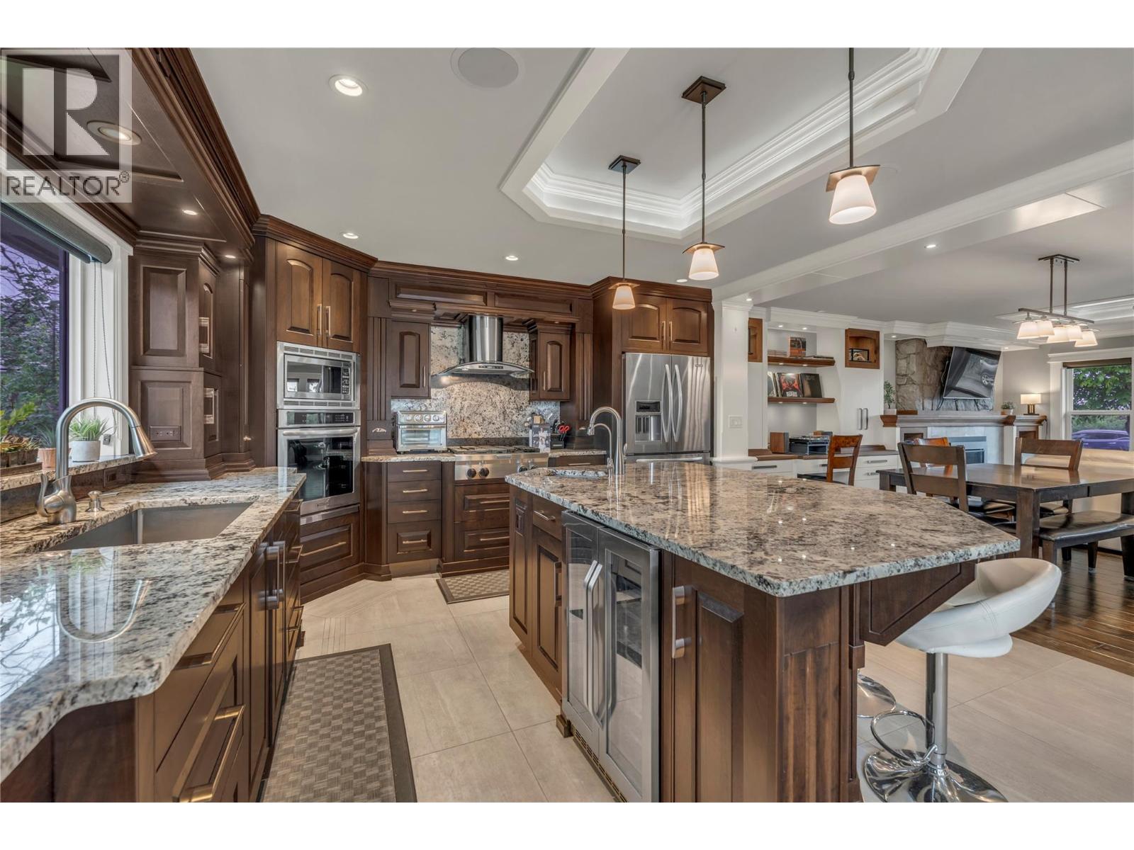 2301 Tait Street, Summerland, British Columbia  V0H 1Z4 - Photo 7 - 10387700