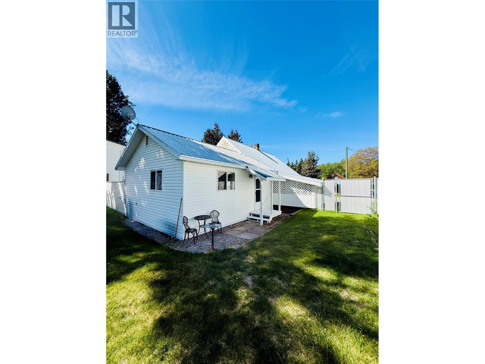 254 304th Avenue, Kimberley, British Columbia  V1A 3G6 - Photo 3 - 10384664