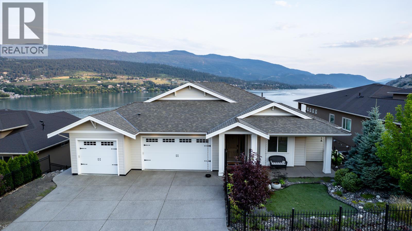 7345 Pointe Sage Drive, Coldstream, British Columbia  V1B 4A5 - Photo 3 - 10387572