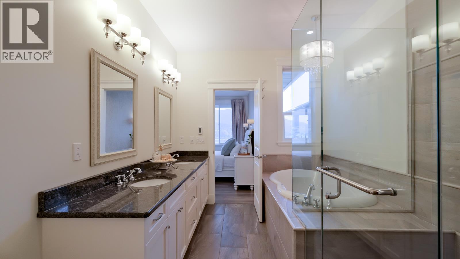7345 Pointe Sage Drive, Coldstream, British Columbia  V1B 4A5 - Photo 33 - 10387572