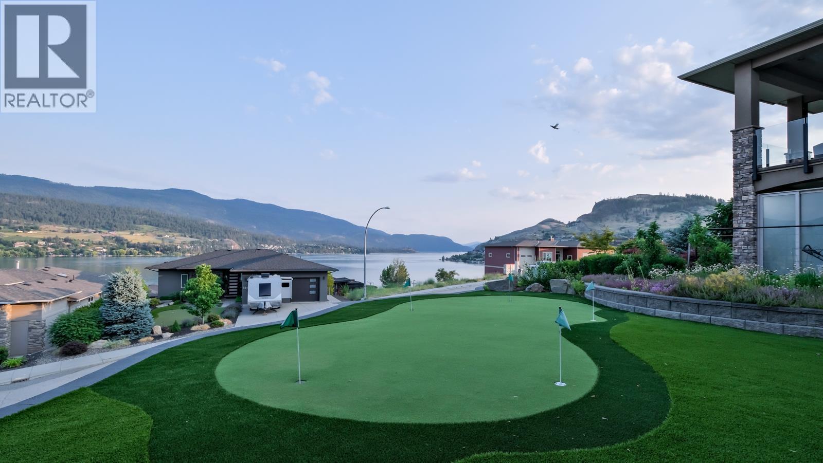 7345 Pointe Sage Drive, Coldstream, British Columbia  V1B 4A5 - Photo 4 - 10387572