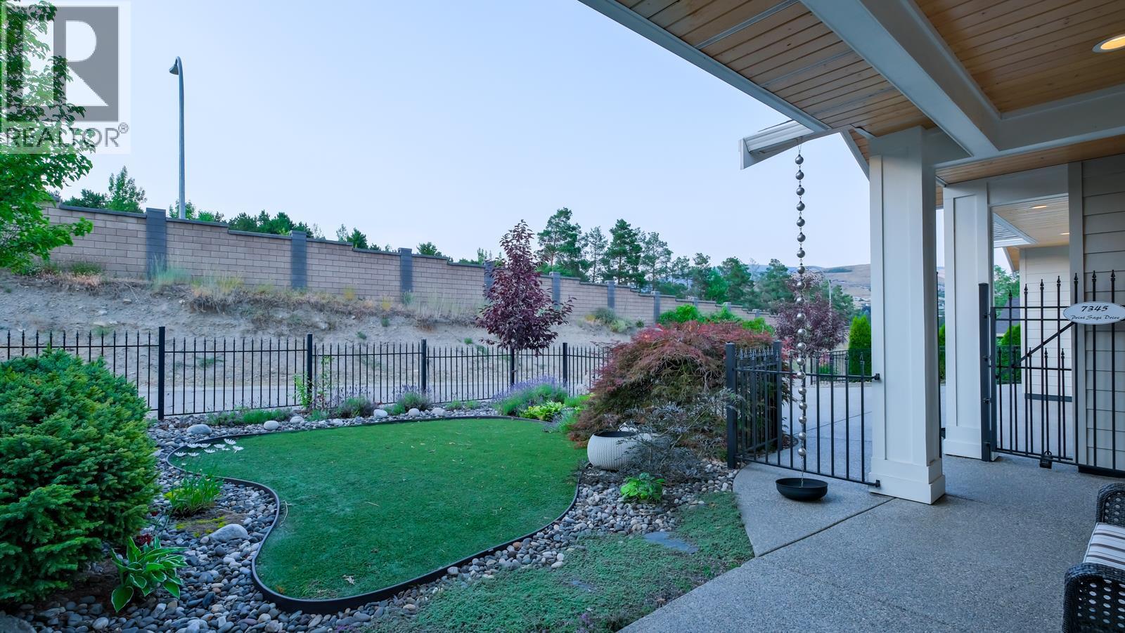 7345 Pointe Sage Drive, Coldstream, British Columbia  V1B 4A5 - Photo 63 - 10387572