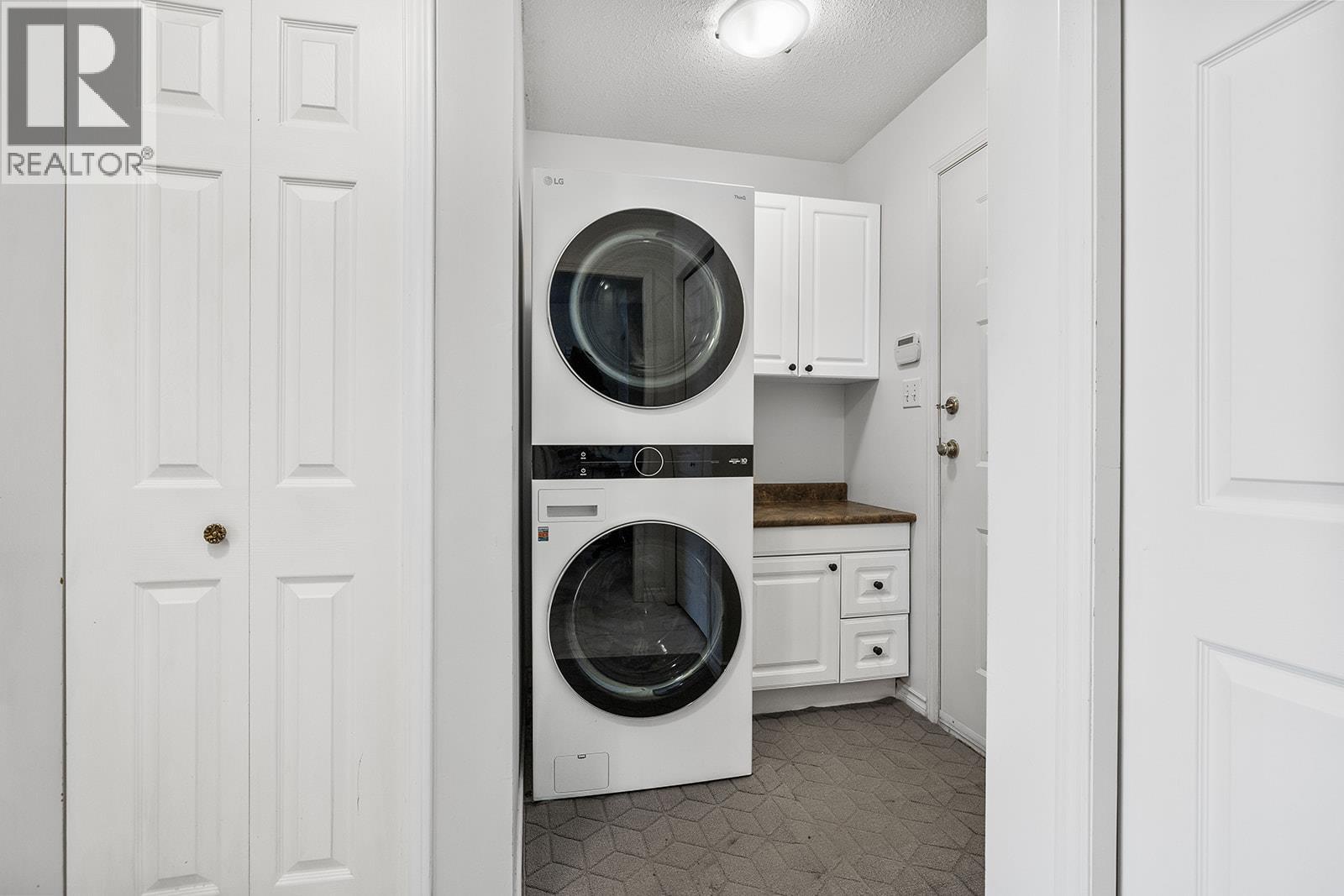 985 Guisachan Road, Kelowna, British Columbia  V1Y 7X2 - Photo 13 - 10385594
