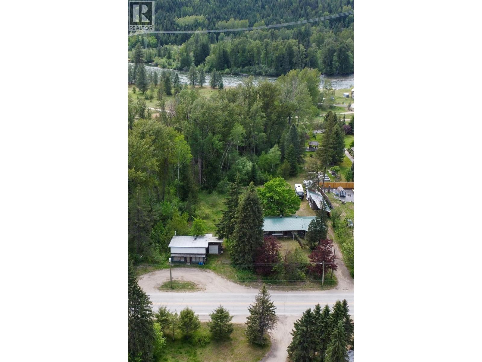 3637 6 Highway, passmore, British Columbia
