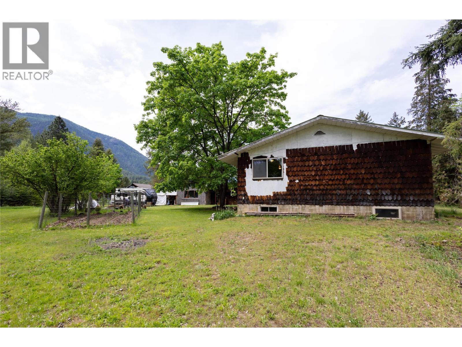 3637 6 Highway, Passmore, British Columbia  V0G 2J0 - Photo 40 - 10387293