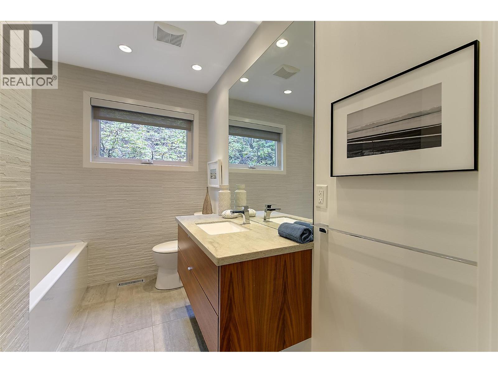 2674 Lakeview Road, West Kelowna, British Columbia  V1Z 1Y7 - Photo 25 - 10387172
