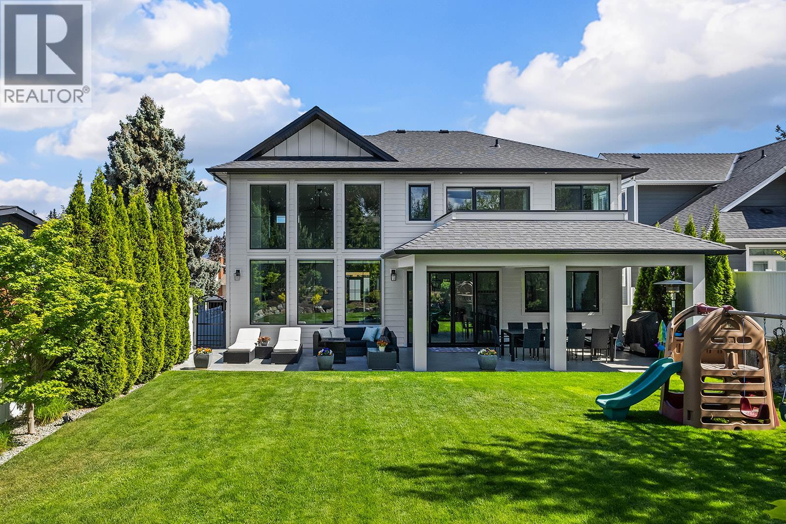 2418 Crestview Road, West Kelowna, British Columbia  V1Z 1Z2 - Photo 2 - 10386032