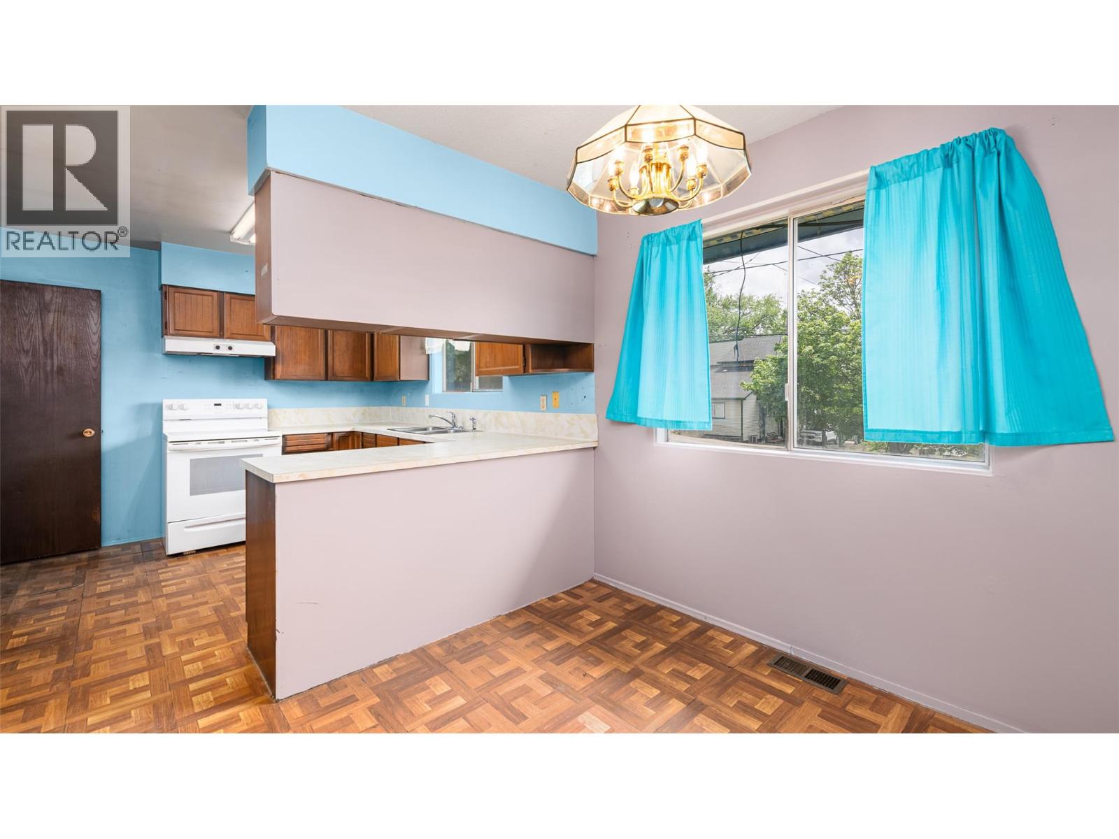 1104 Erickson Street, Creston, British Columbia  V0B 1G3 - Photo 12 - 10387193