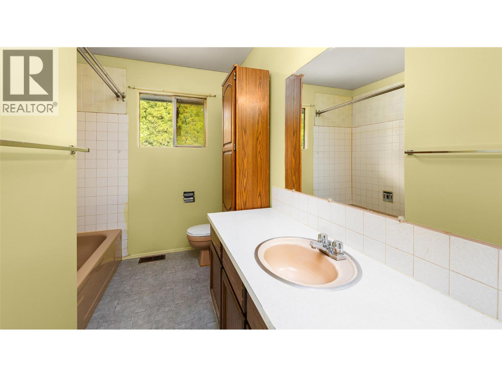 1104 Erickson Street, Creston, British Columbia  V0B 1G3 - Photo 16 - 10387193