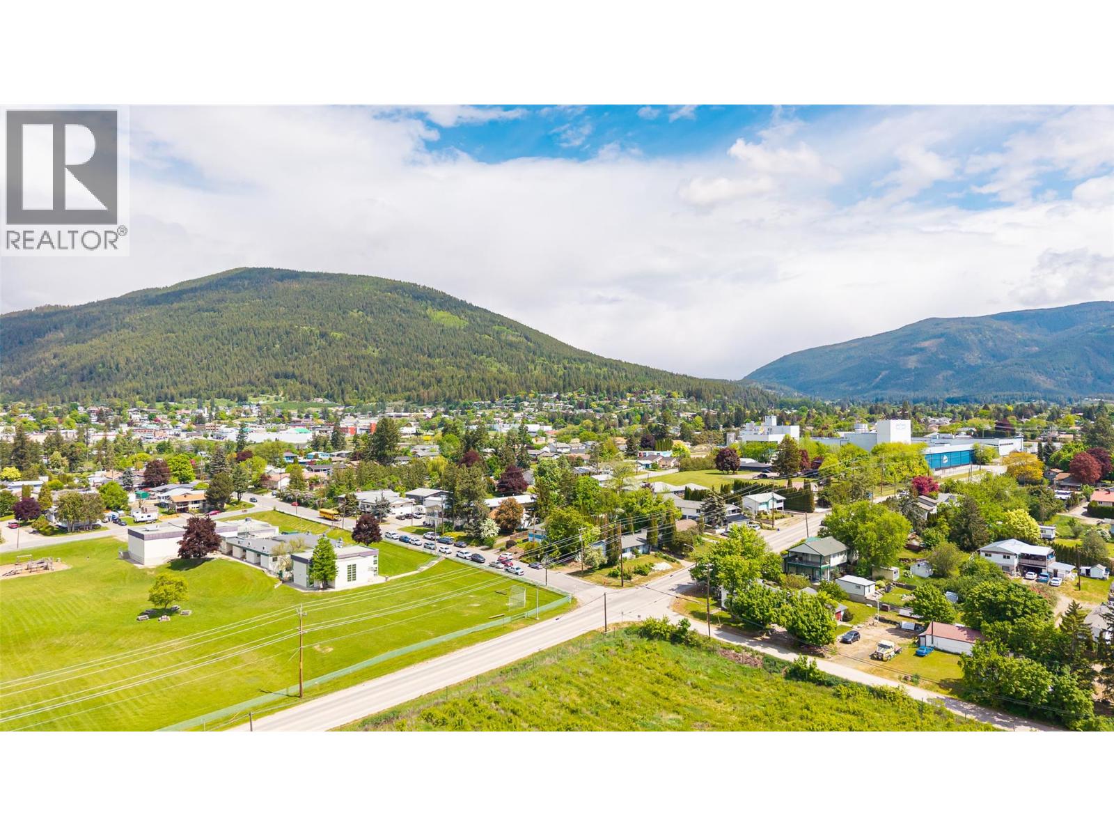 1104 Erickson Street, Creston, British Columbia  V0B 1G3 - Photo 34 - 10387193