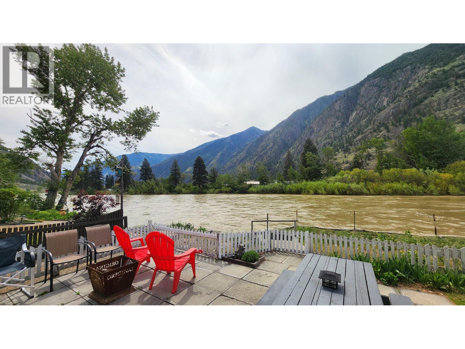 3455 Highway 3 Unit# 11, Keremeos, British Columbia  V0X 1N1 - Photo 2 - 10387083