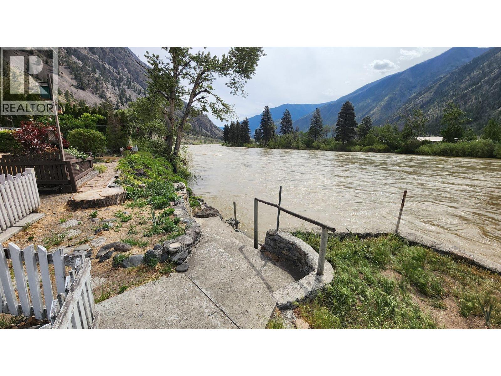 3455 Highway 3 Unit# 11, Keremeos, British Columbia  V0X 1N1 - Photo 35 - 10387083