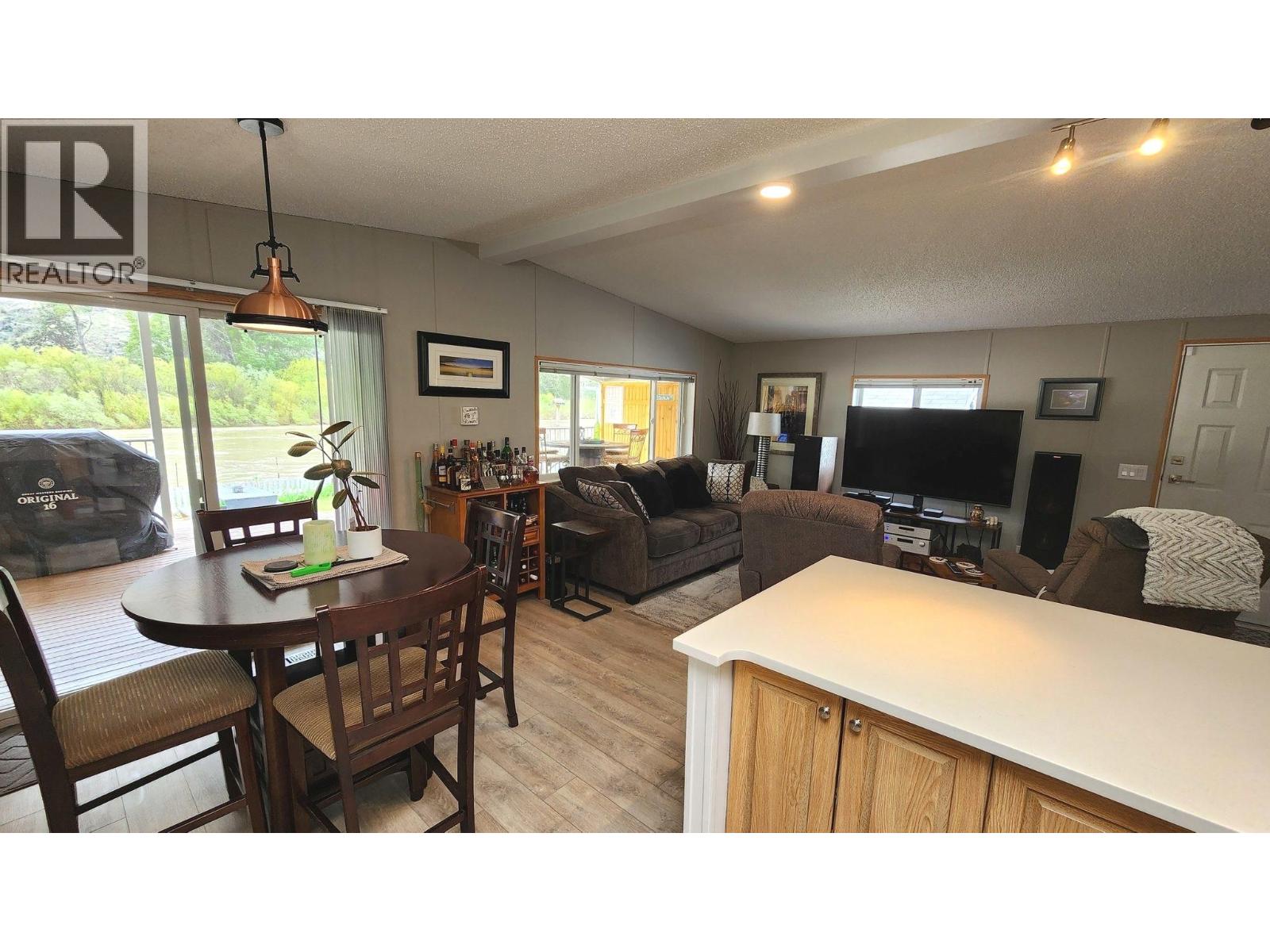 3455 Highway 3 Unit# 11, Keremeos, British Columbia  V0X 1N1 - Photo 6 - 10387083