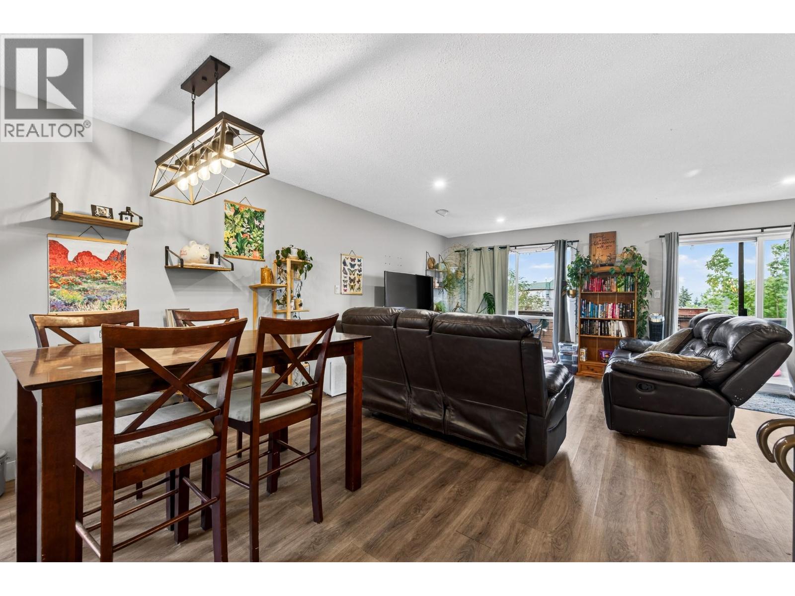 250 Pemberton Terrace Unit# 9, Kamloops, British Columbia  V2C 6A9 - Photo 4 - 10387677