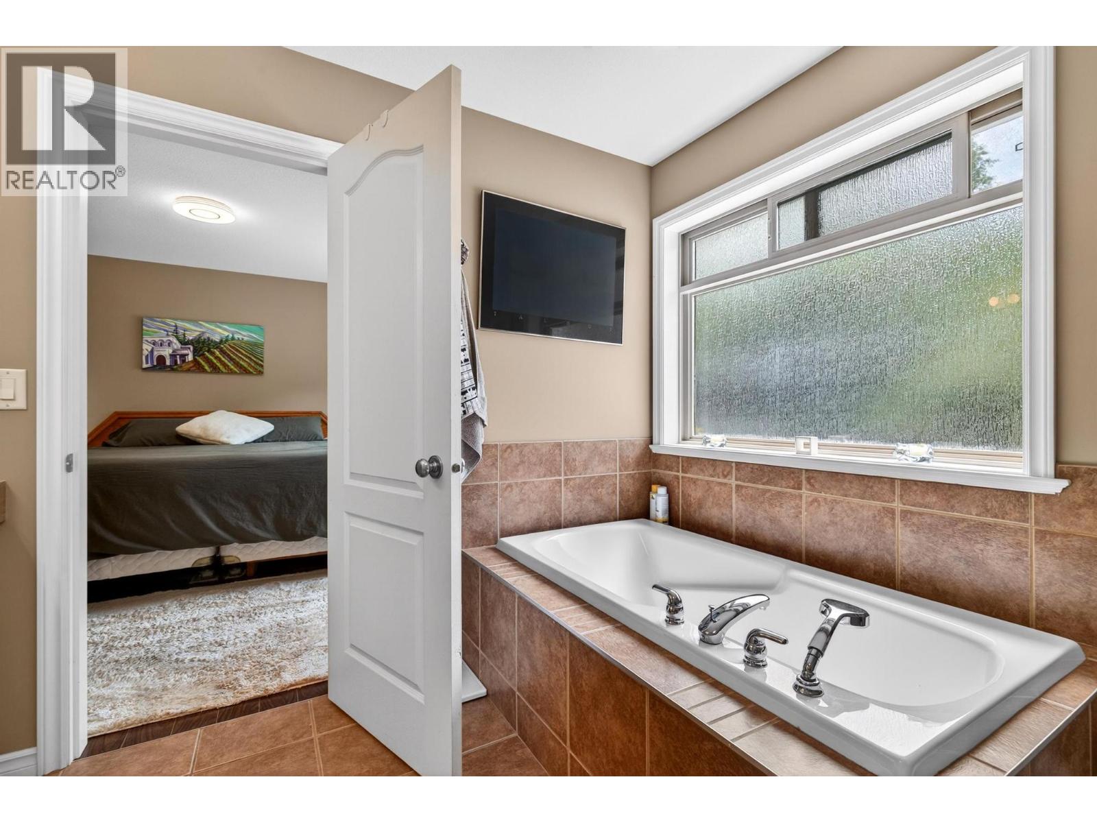 1673 Kloppenburg Road, Kelowna, British Columbia  V1P 1G2 - Photo 41 - 10387574