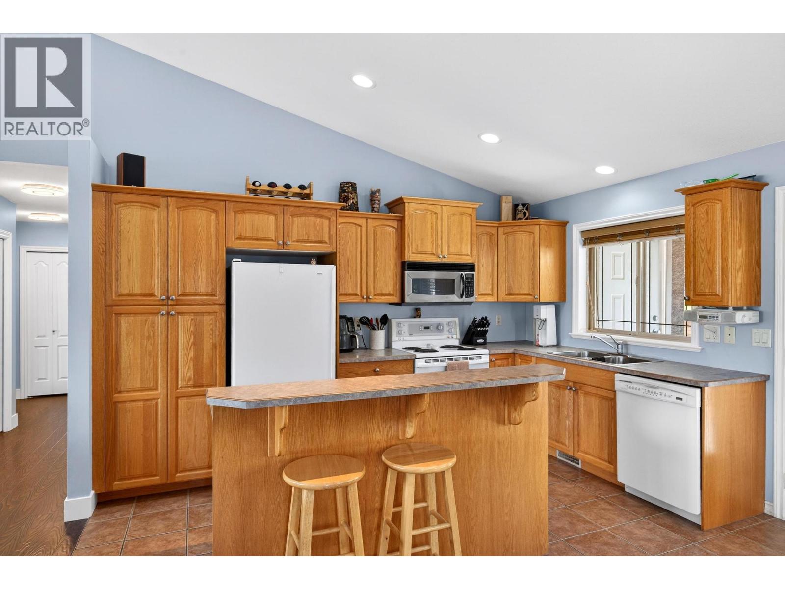 1673 Kloppenburg Road, Kelowna, British Columbia  V1P 1G2 - Photo 9 - 10387574