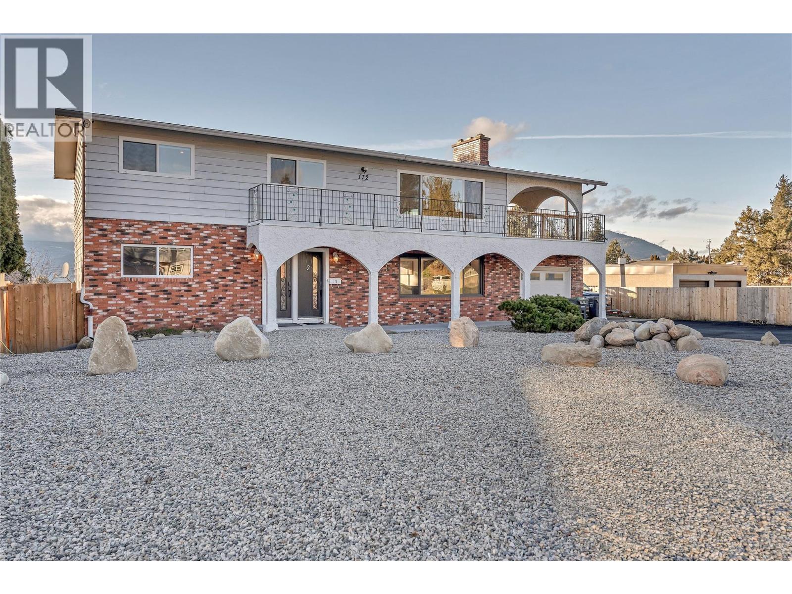 172 Maccleave Court, Penticton, British Columbia  V2A 3Y8 - Photo 1 - 10387131